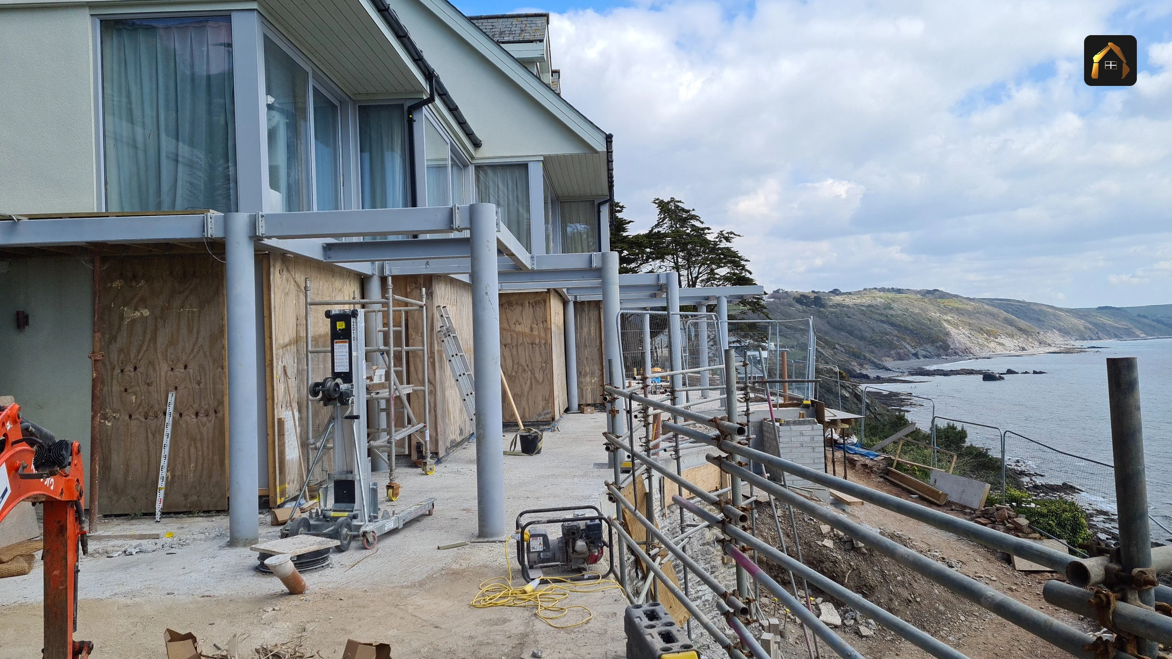 Completed run of random rubble stone walling in Looe